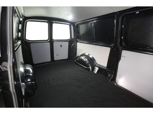 Volkswagen Transporter 2.0 TDI L2H1 150PK | Automaat | Airco | Cruise | Camera | 3 Zits | Carplay | 2xSchuifdeur | Trekhaak ActivLease financial lease