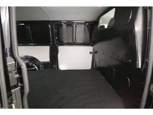Volkswagen Transporter 2.0 TDI L2H1 150PK | Automaat | Airco | Cruise | Camera | 3 Zits | Carplay | 2xSchuifdeur | Trekhaak ActivLease financial lease