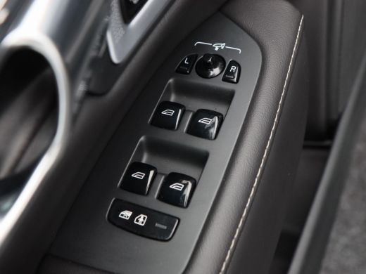 Volvo  S90 2.0 T8 456 Pk Recharge AWD Ultra Dark | Stoel/Stuurverwarming | B&W audio | Head Up | 360&ordm; camera... ActivLease financial lease