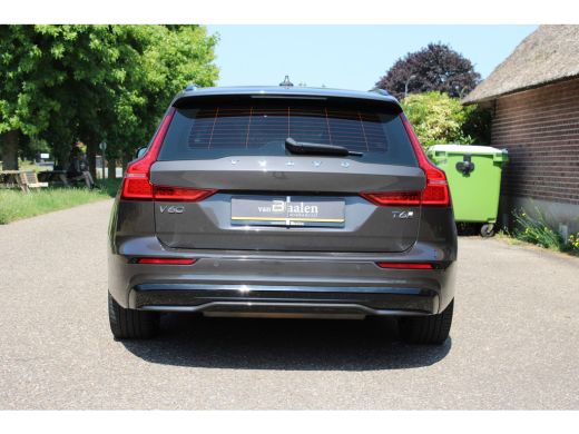 Volvo  V60 2.0 T6 Plug-in hybrid AWD R-DESIGN SOh 96,8% PANO LEER LED TREKH. 94000KM!!! ActivLease financial lease