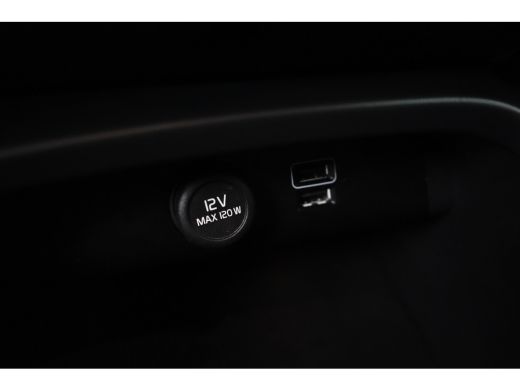 Volvo  XC40 1.5 T4 Recharge Inscription | Leer | Trekhaak | Navi | ActivLease financial lease