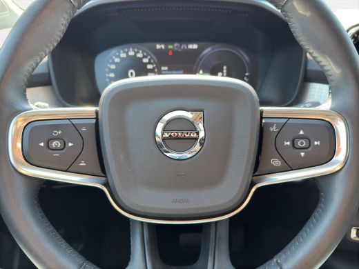 Volvo  XC40 1.5 T5 Recharge Inscription | Apple Carplay/Android Auto | Cruise control adaptief | Voorstoelen ... ActivLease financial lease