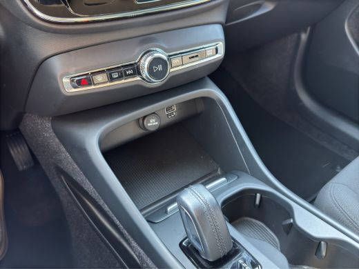 Volvo  XC40 1.5 T5 Recharge Inscription | Apple Carplay/Android Auto | Cruise control adaptief | Voorstoelen ... ActivLease financial lease