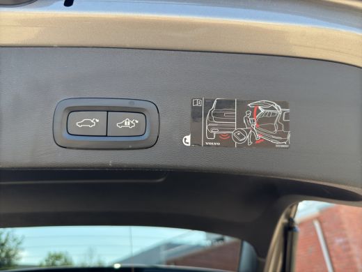 Volvo  XC40 1.5 T5 Recharge Inscription | Apple Carplay/Android Auto | Cruise control adaptief | Voorstoelen ... ActivLease financial lease