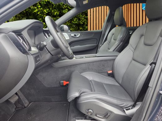 Volvo  XC60 2.0 T8 Plug-in hybrid AWD Ultra Black Edition | Luchtvering Selected Level | Full Option! | Bower... ActivLease financial lease