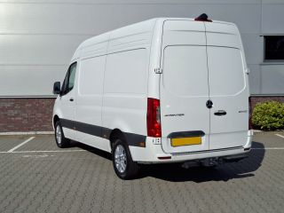 Mercedes-Benz Sprinter 317 CDI L2 H2 Automaat Led 3.5T Trekhaak (wordt verwacht)