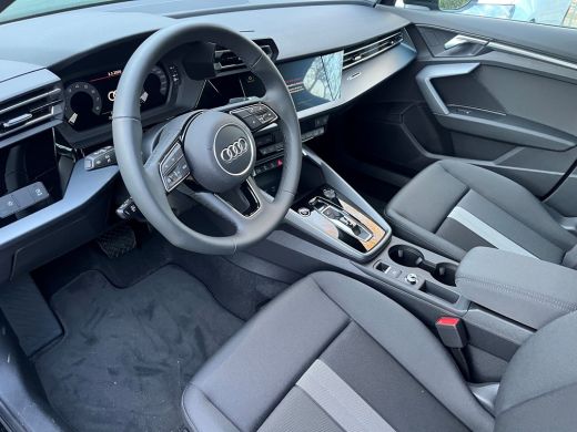Audi A3 Sportback 30 TFSI Pro Line Carplay | Cruisecontrol | Parkeersensoren V & A | 17 inch ActivLease financial lease