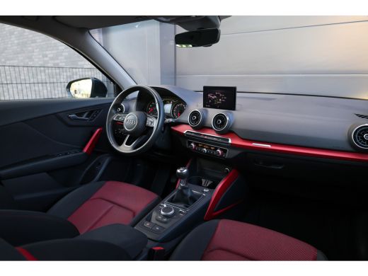 Audi Q2 30 TFSI S Edition | BTW | S-LINE | STOELVERWARMING | ACC | PDC V+A | ActivLease financial lease