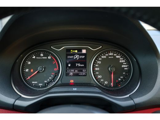 Audi Q2 30 TFSI S Edition | BTW | S-LINE | STOELVERWARMING | ACC | PDC V+A | ActivLease financial lease