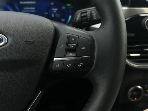 Ford Kuga 2.5 PHEV Titanium | Camera | Apple Carplay | 18 inch | Winter Pack | Cruise Control ActivLease financial lease