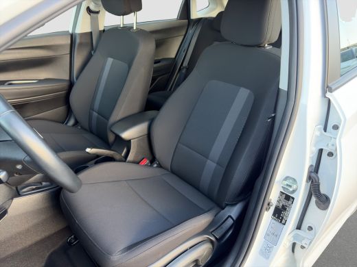 Hyundai i20 1.2 MPI 84pk Comfort | Airco | Camera | Carplay | Cruise control | Dodehoek detectie | Navigatie ... ActivLease financial lease