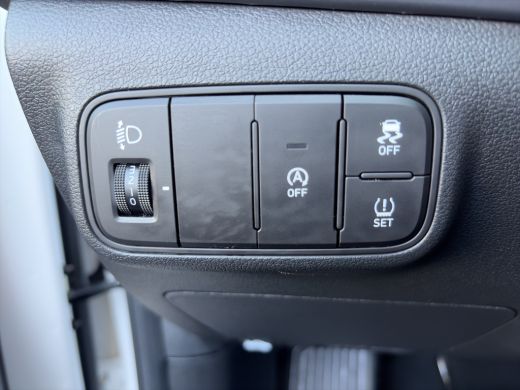 Hyundai i20 1.2 MPI 84pk Comfort | Airco | Camera | Carplay | Cruise control | Dodehoek detectie | Navigatie ... ActivLease financial lease