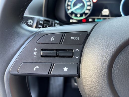 Hyundai i20 1.2 MPI 84pk Comfort | Airco | Camera | Carplay | Cruise control | Dodehoek detectie | Navigatie ... ActivLease financial lease