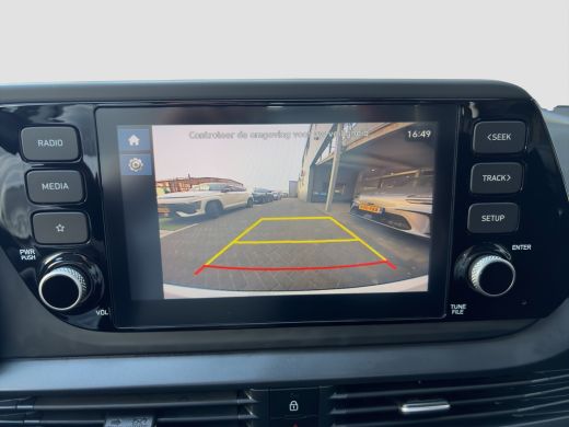 Hyundai i20 1.2 MPI 84pk Comfort | Airco | Camera | Carplay | Cruise control | Dodehoek detectie | Navigatie ... ActivLease financial lease