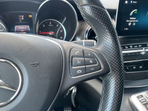 Mercedes-Benz V-Klasse 300d Extra Lang DC Avantgarde | Luchtvering | Burmester | Trekhaak | Zijwindass. | Elektr. Schuif... ActivLease financial lease