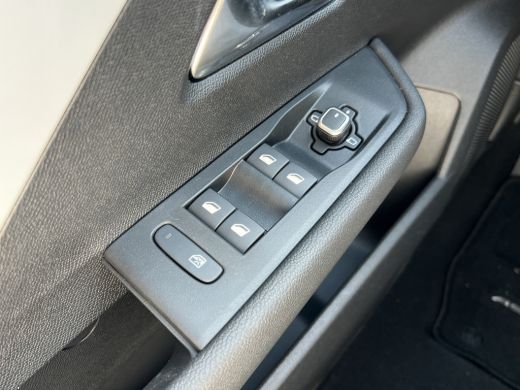 Opel Astra Electric 54 kWh Edition 8 jaar Garantie| Apple Carplay/Android Auto|telefoonintegratie premium | ... ActivLease financial lease