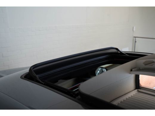 Opel Grandland Business Edition 73 kWh | Tot 8 Jaar Garantie! | SOH 97% | Panoramadak | Focal Audio | Warmtepomp... ActivLease financial lease