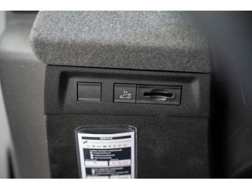 Opel Grandland Business Edition 73 kWh | Tot 8 Jaar Garantie! | SOH 97% | Panoramadak | Focal Audio | Warmtepomp... ActivLease financial lease