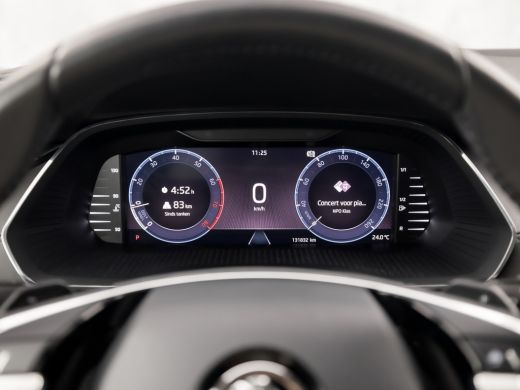 Skoda Octavia Combi 1.0 e-TSI Sport Automaat (VIRTUAL COCKPIT, APPLE CARPLAY, GROOT NAVI, STOELVERWARMING, SPOR... ActivLease financial lease