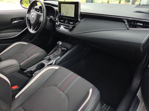 Toyota Corolla 1.8 Hybrid GR-Sport | Apple CarPlay | Rijklaar incl. garantie | ActivLease financial lease