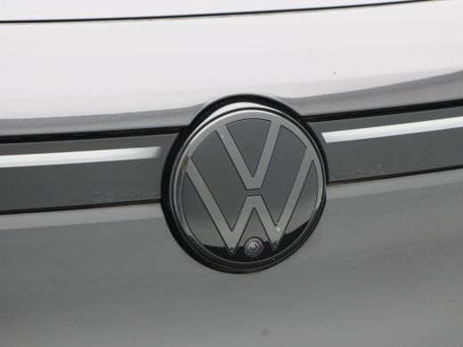 Volkswagen ID.4 First Max 77 kWh | Stoel/Stuurverwarming | Panorama dak | IQ Light | 360 Camera | Adaptive cruise... ActivLease financial lease