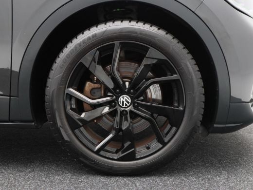 Volkswagen ID.4 First Max 77 kWh | Stoel/Stuurverwarming | Panorama dak | IQ Light | 360 Camera | Adaptive cruise... ActivLease financial lease