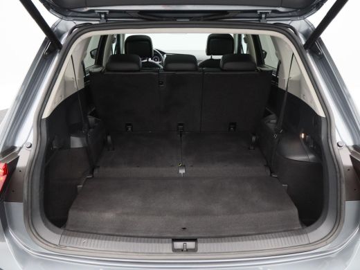 Volkswagen Tiguan Allspace 1.5 TSi 150 Pk Automaat R-Line 7-Persoons | Stoelverwarming | Panorama dak | Adaptive Cruise | 36... ActivLease financial lease