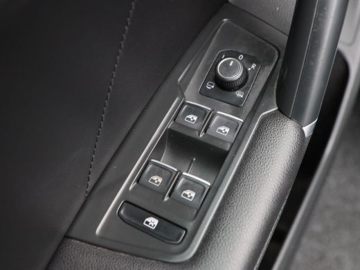 Volkswagen Tiguan Allspace 1.5 TSi 150 Pk Automaat R-Line 7-Persoons | Stoelverwarming | Panorama dak | Adaptive Cruise | 36... ActivLease financial lease