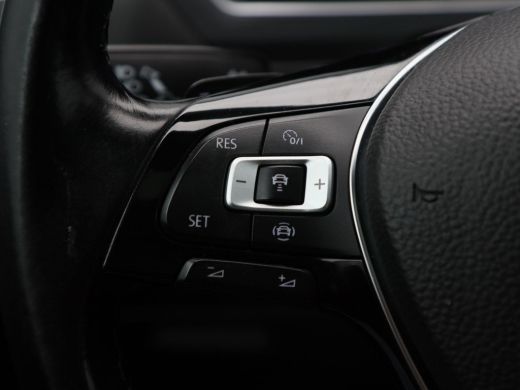 Volkswagen Tiguan Allspace 1.5 TSi 150 Pk Automaat R-Line 7-Persoons | Stoelverwarming | Panorama dak | Adaptive Cruise | 36... ActivLease financial lease