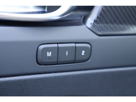 Volvo  EX40 Single Motor Extended Range Ultra Dark | Harman Kardon | BLIS | Pano | 360Cam | ActivLease financial lease