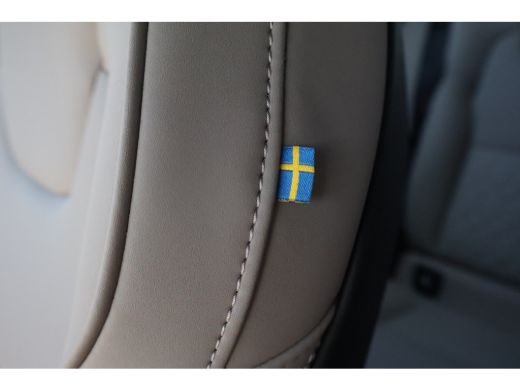 Volvo  XC60 2.0 T6 Plug-in hybrid AWD Plus Bright &euro;5.000,- Demo Voordeel | Harman Kardon | ActivLease financial lease