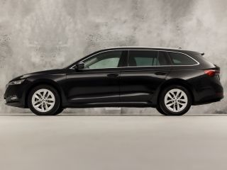 Skoda Octavia Combi 1.0 e-TSI Sport Automaat (VIRTUAL COCKPIT, APPLE CARPLAY, GROOT NAVI, STOELVERWARMING, SPOR...