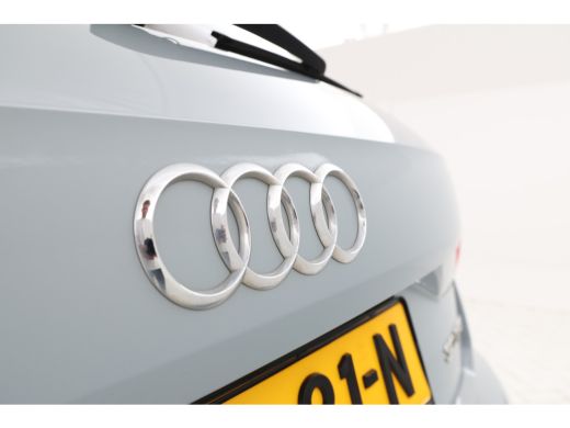 Audi Q2 30 TFSI S Edition virtual, pano, climate, leer, ActivLease financial lease