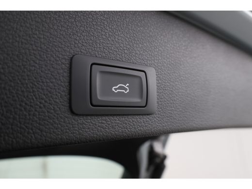 Audi Q2 30 TFSI S Edition virtual, pano, climate, leer, ActivLease financial lease