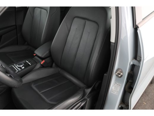 Audi Q2 30 TFSI S Edition virtual, pano, climate, leer, ActivLease financial lease