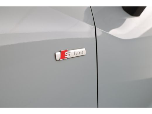 Audi Q2 30 TFSI S Edition virtual, pano, climate, leer, ActivLease financial lease