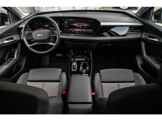 Audi Q6 e-tron 185 kW | Trekhaak | Stoelverwarming Voor + Achter | Camera | ActivLease financial lease