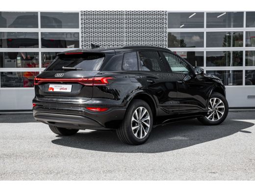Audi Q6 e-tron 185 kW | Trekhaak | Stoelverwarming Voor + Achter | Camera | ActivLease financial lease