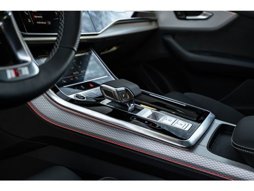 Audi Q8 60 TFSI e quattro Pro Line S Competition 490 PK | Trekhaak | Panoramadak | Laser | B&O | 360 camera ActivLease financial lease