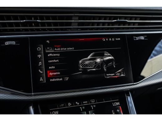 Audi Q8 60 TFSI e quattro Pro Line S Competition 490 PK | Trekhaak | Panoramadak | Laser | B&O | 360 camera ActivLease financial lease