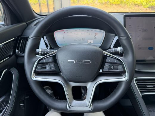 BYD SEAL U 1.5 DM-i FWD 9000 KM ! 125km electrisch rijbereik | 6 jaar volledige BYD GARANTIE TM 2031 | FULL ... ActivLease financial lease