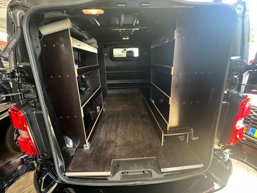 Citroën Jumpy 2.0 BlueHDI 145 L2| Bankje | Navigatie | Camera | Airco | Metallic lak | 2 zitplaatsen rechtsvoor... ActivLease financial lease