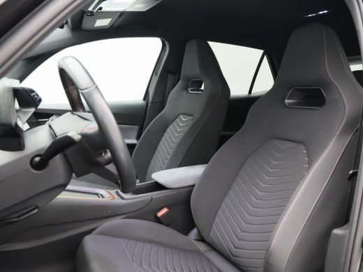 CUPRA Born Adrenaline 62 kWh 231 Pk | Stoel/Stuurverwarming | Camera | Adaptive Cruise | CarPlay | Beats Aud... ActivLease financial lease