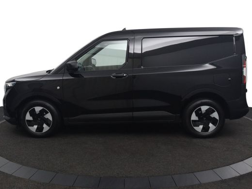 Ford E-Transit Courier Limited 44 kWh | Trekhaak | CarPlay/Android Auto | LED | Schuifdeur | Airconditioning ActivLease financial lease