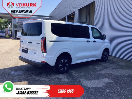 Ford E-Transit Kombi Trend 71kWh 360 km WLTP LED/Standkachel/ Stoelverw./ Stuurverw./ Carplay/ 9 P/ 9 Persoons/ ... ActivLease financial lease