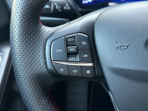 Ford Focus 1.0 155PK Hybrid ST Line X AUTOMAAT | AGR STOEL| | STOEL, STUUR & VOORRUITVERWARMING| CAMERA| CRU... ActivLease financial lease