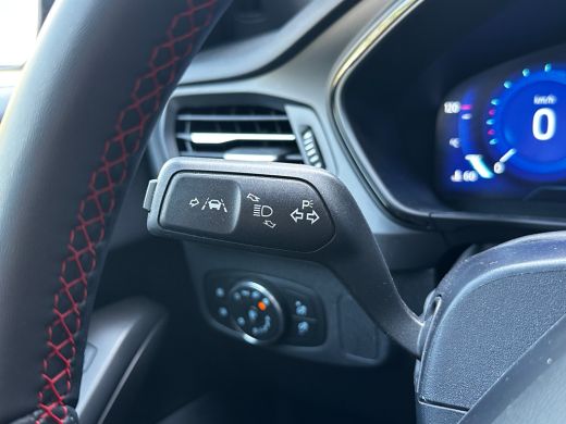 Ford Focus 1.0 155PK Hybrid ST Line X AUTOMAAT | AGR STOEL| | STOEL, STUUR & VOORRUITVERWARMING| CAMERA| CRU... ActivLease financial lease