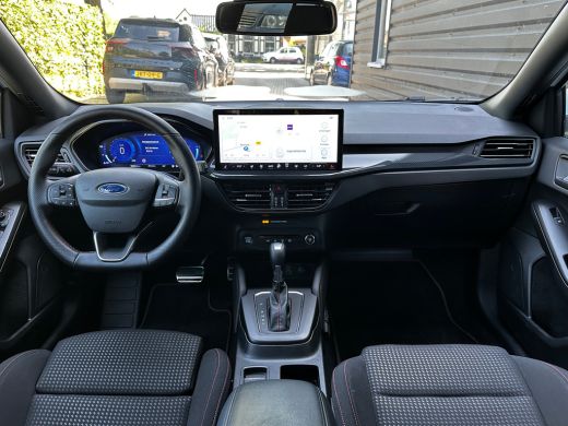 Ford Focus 1.0 155PK Hybrid ST Line X AUTOMAAT | AGR STOEL| | STOEL, STUUR & VOORRUITVERWARMING| CAMERA| CRU... ActivLease financial lease