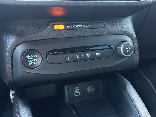 Ford Focus 1.0 155PK Hybrid ST Line X AUTOMAAT | AGR STOEL| | STOEL, STUUR & VOORRUITVERWARMING| CAMERA| CRU... ActivLease financial lease