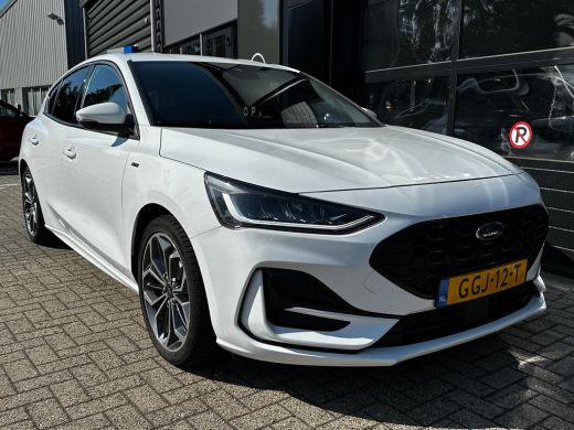 Ford Focus 1.0 155PK Hybrid ST Line X AUTOMAAT | AGR STOEL| | STOEL, STUUR & VOORRUITVERWARMING| CAMERA| CRU... ActivLease financial lease